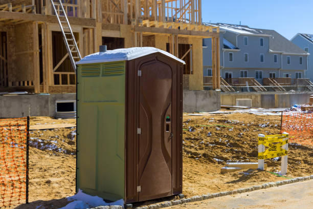Porta potty delivery and setup in Carrington, ND