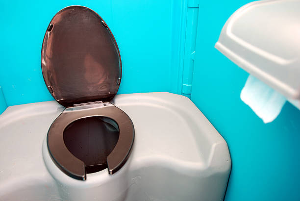 Best Affordable porta potty rental  in Carrington, ND