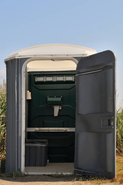 Best Luxury portable toilet rental  in Carrington, ND